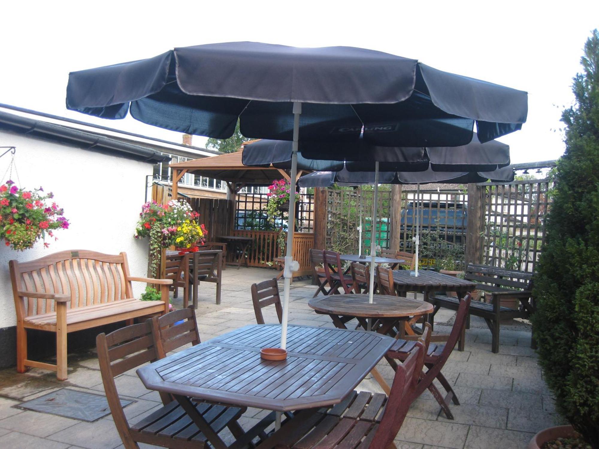 The Crosskeys Inn Usk Exterior photo